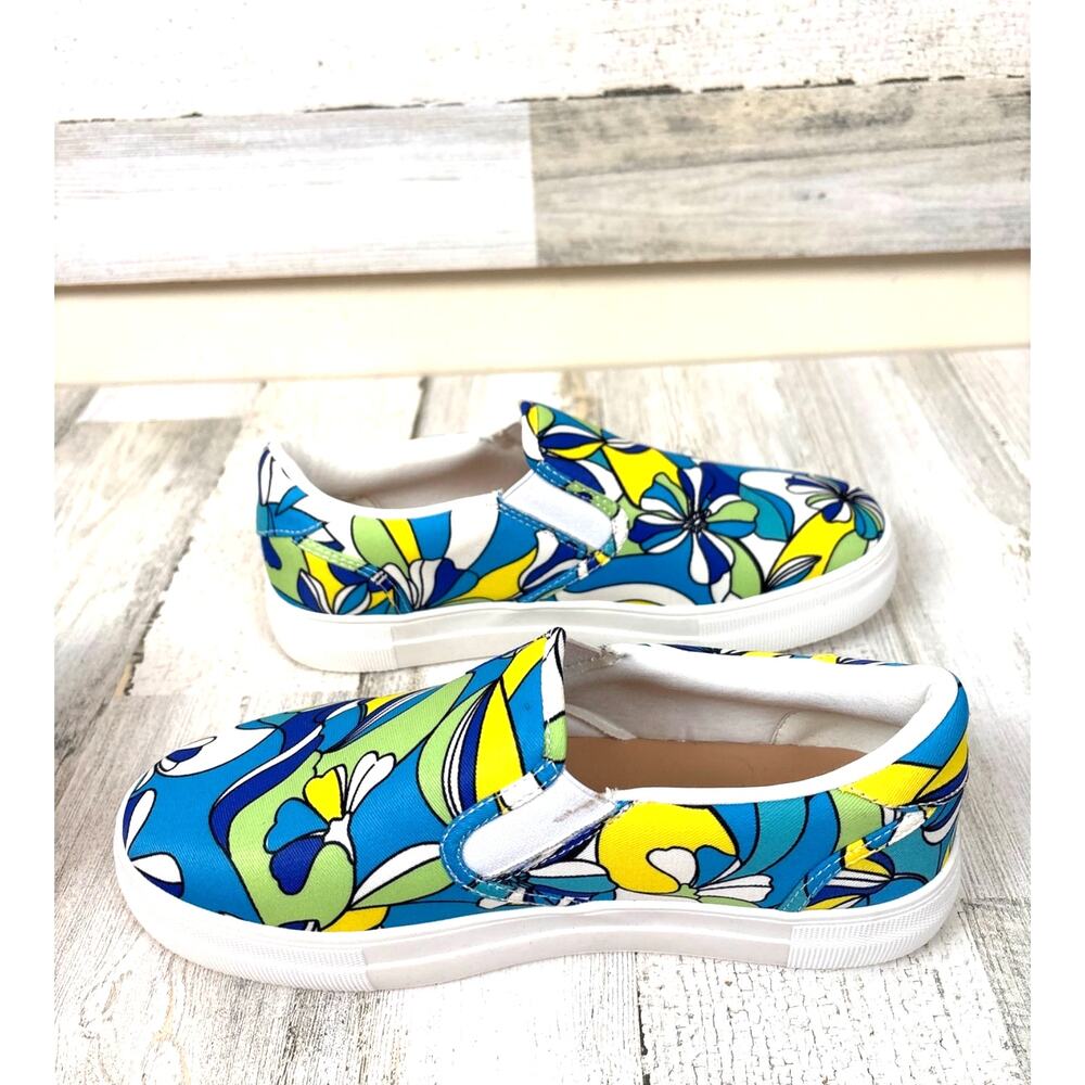 JF Womens 7.5 Blue Yellow Slip On Platform Sneakers Statement Casual Shoes NEW